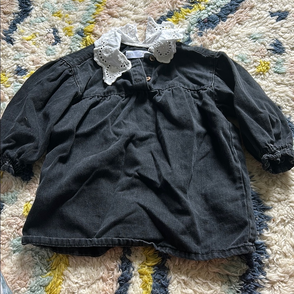 Black Long-Sleeve dress with White Collar